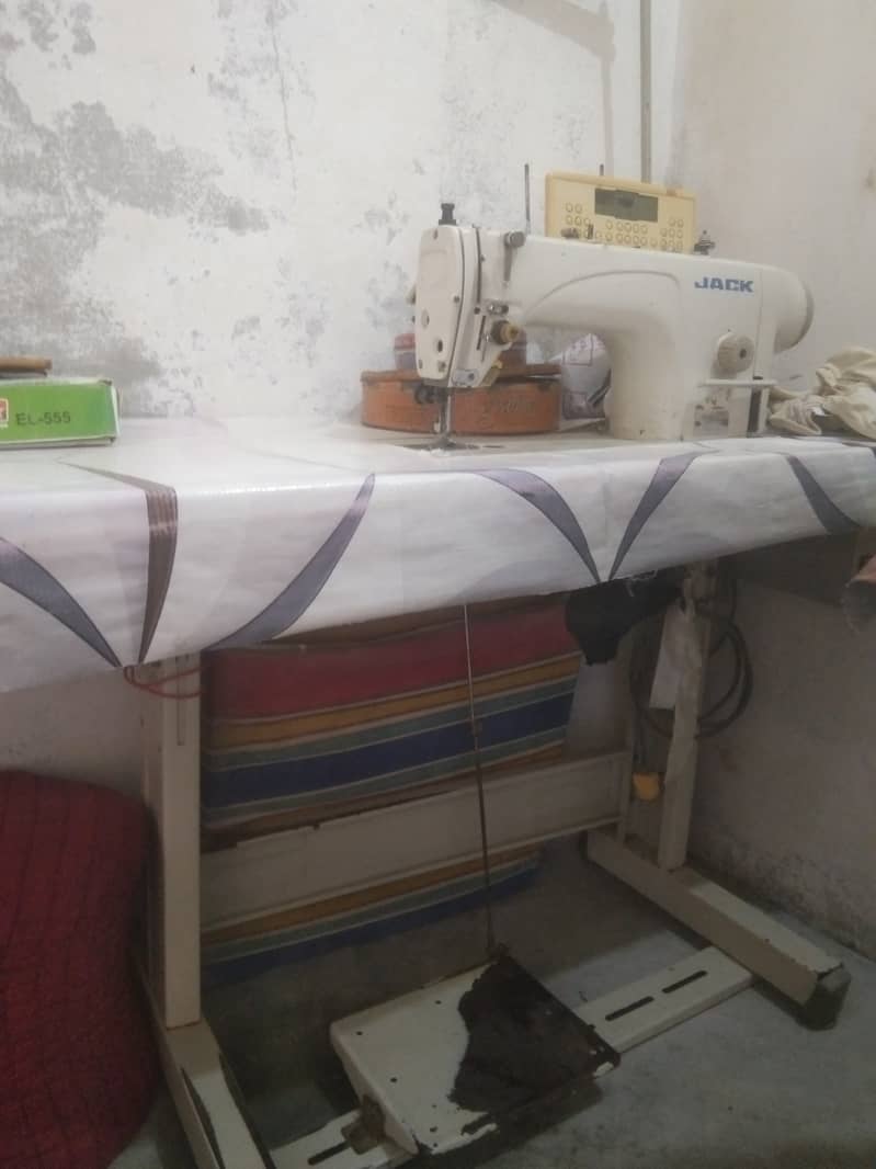 Sewing machine 0