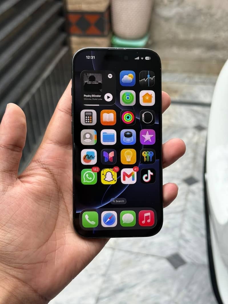 Apple iPhone 16 Pro 5