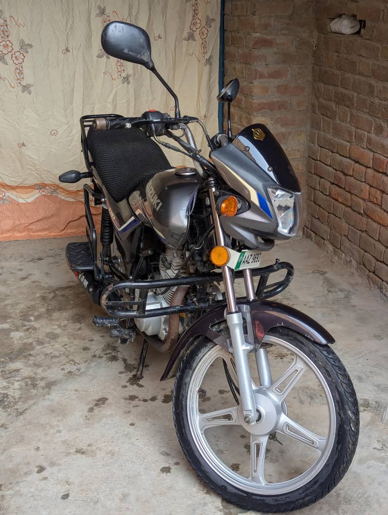 سوزوکی 110 زبردست کنڈیشن میں برائے فروخت 4