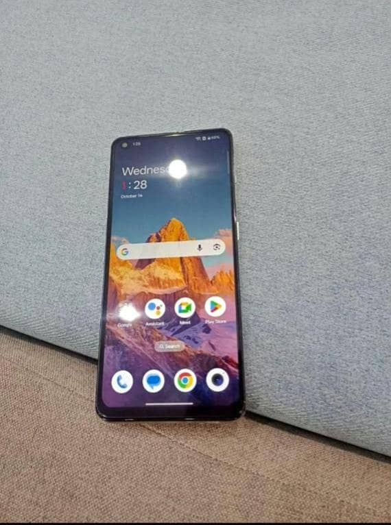 One Plus 10 Pro 5