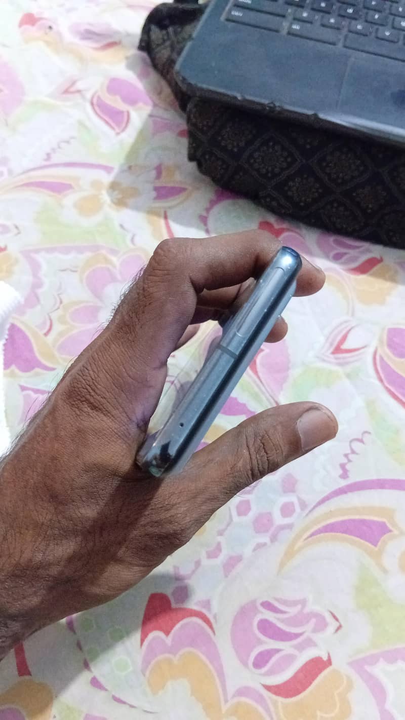 Google Pixel 8 Pro 2