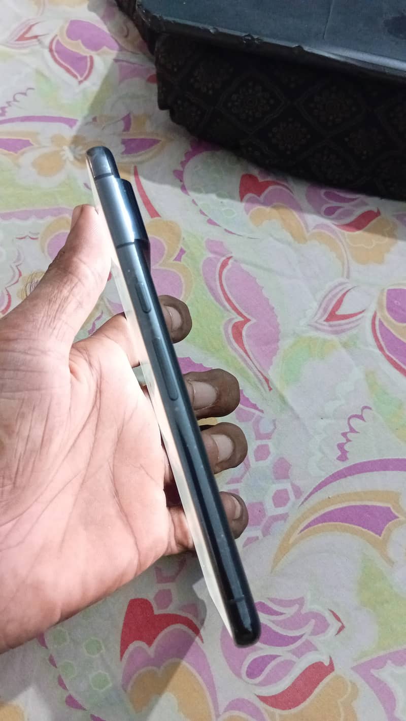Google Pixel 8 Pro 4