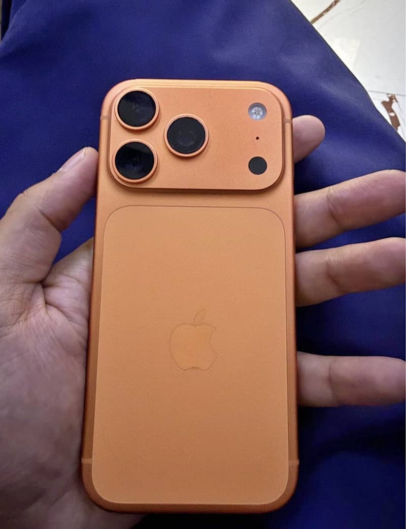 Apple iPhone 17 Pro 0