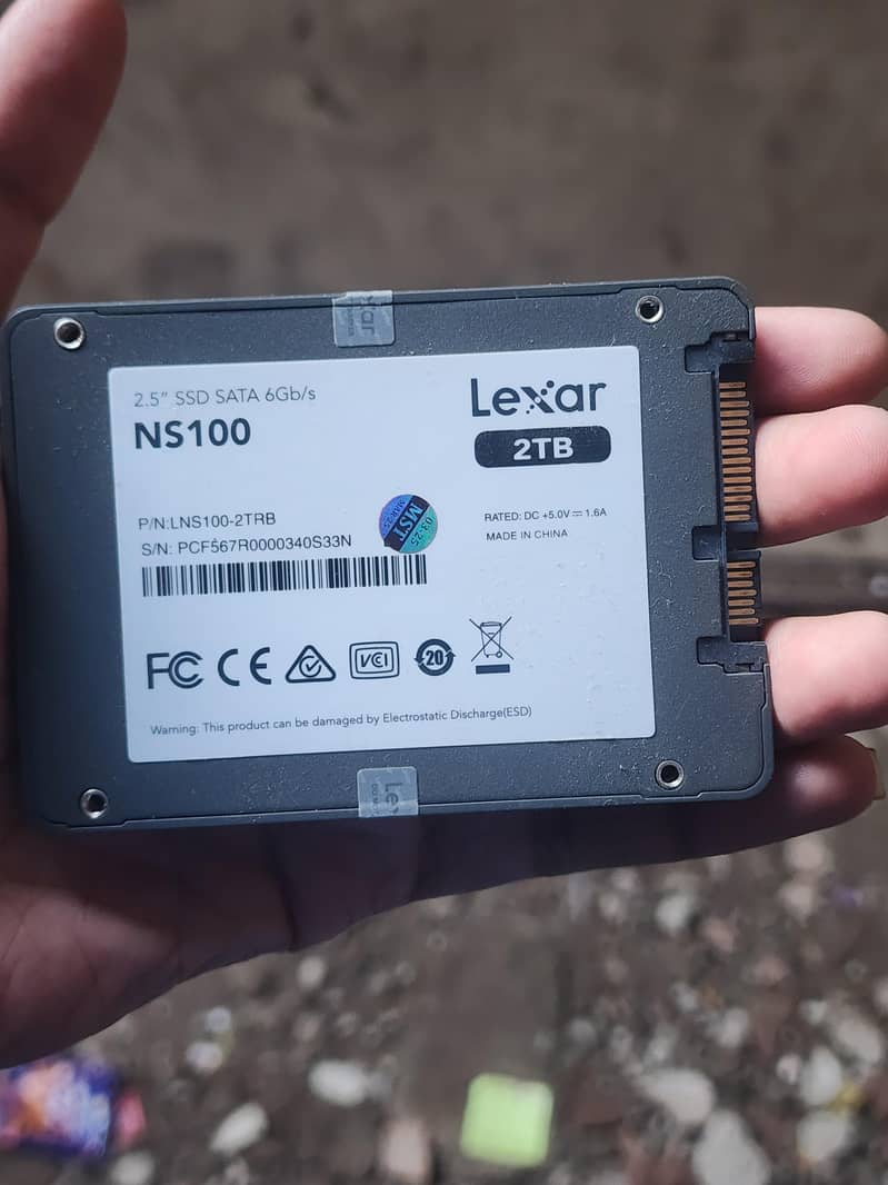 LEXAR 2TB SSD 1