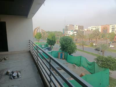 Five Marla Commercial Plaza on Main Bolouvard Bahria Town Lahore