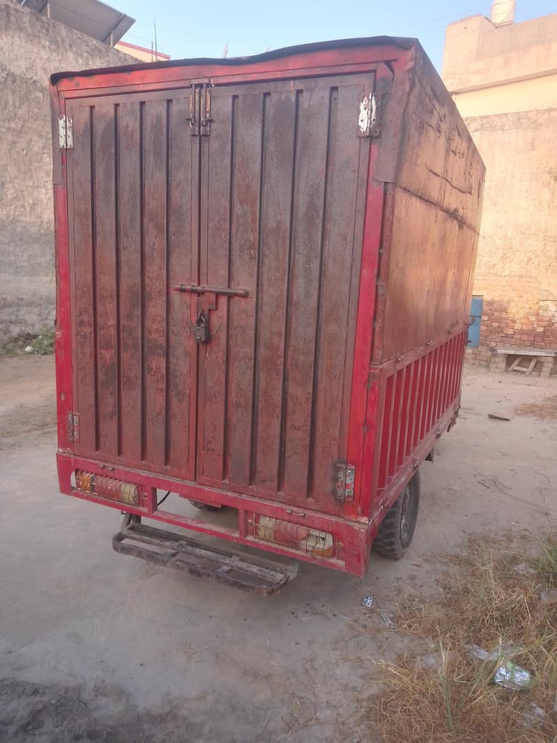 loader rickshaw 0