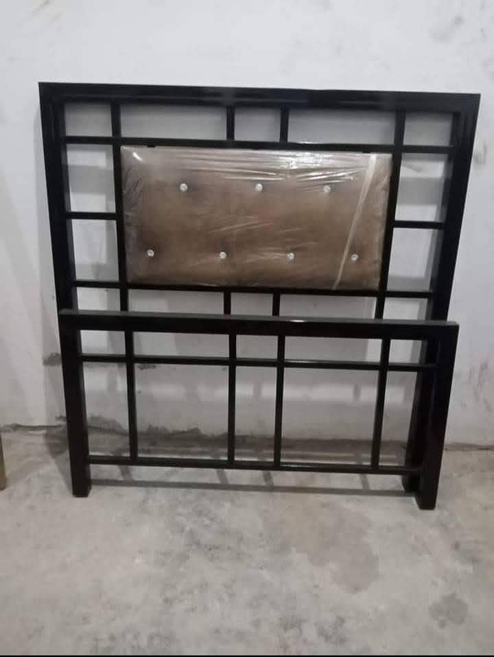 single beds 14