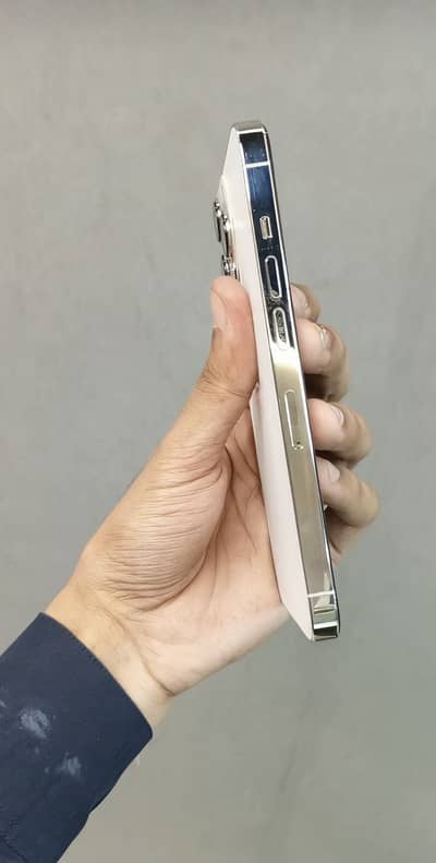 Apple iPhone 13 Pro