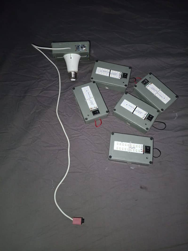 emergency light 5