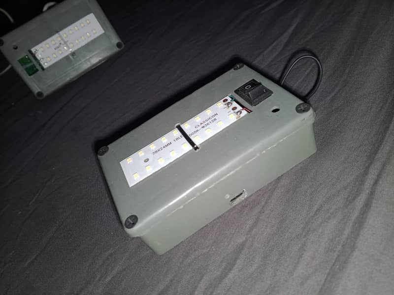 emergency light 6