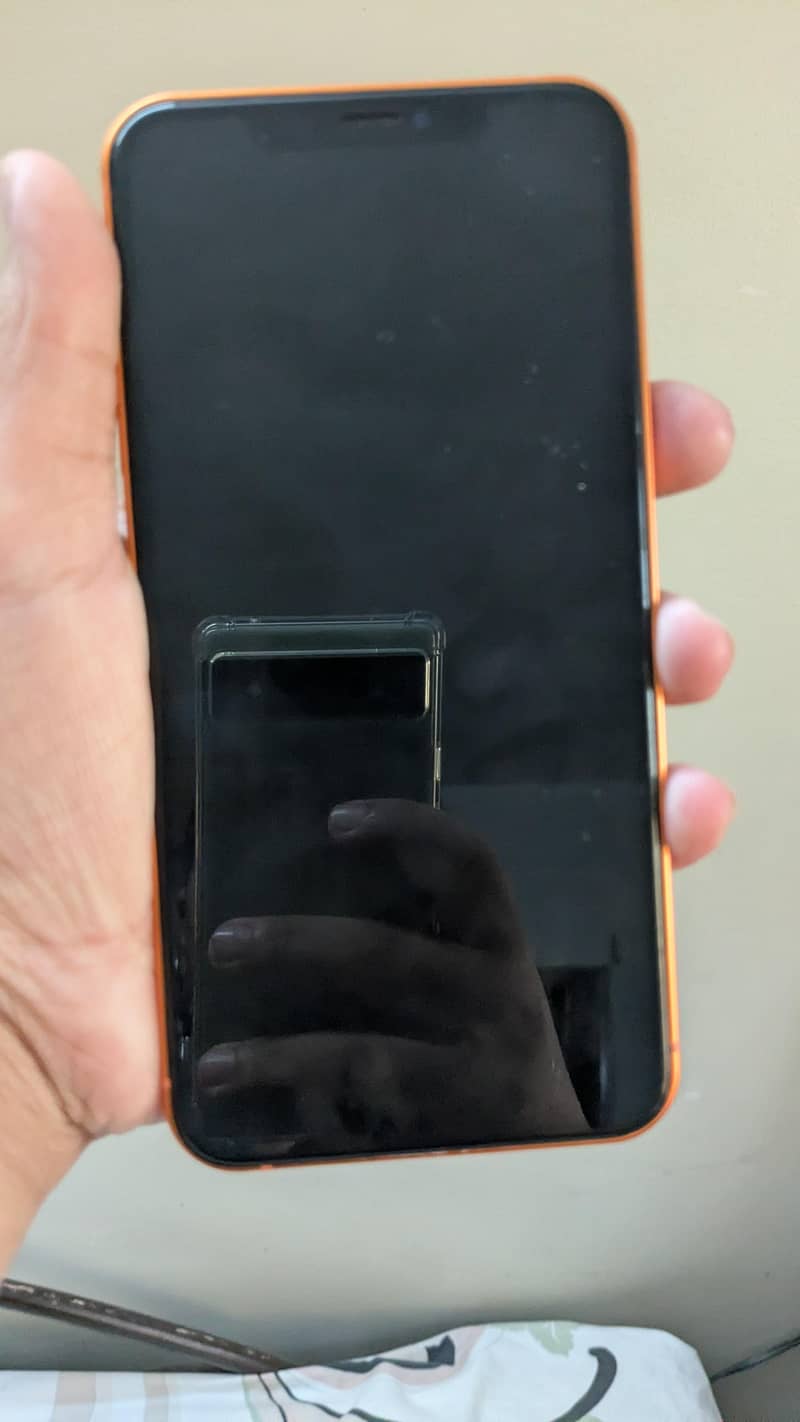 Apple iPhone XS Max 1