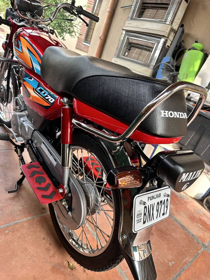 Cd 70 2027 model red 5