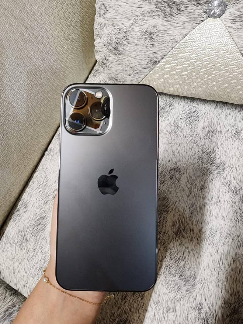Apple iPhone 13 Pro Max 6