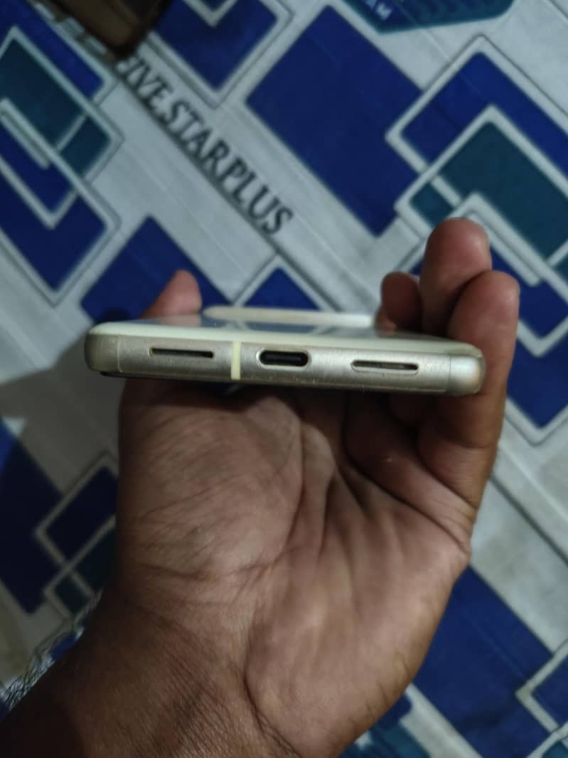 Google Pixel 7 3