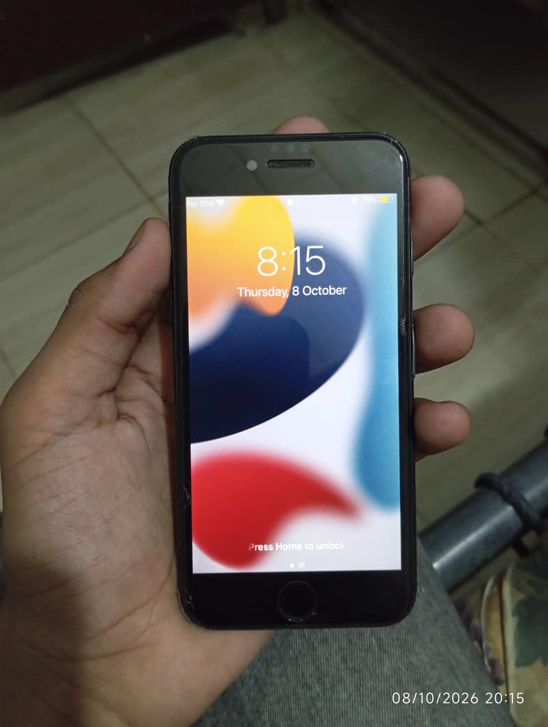 Apple iPhone 7 4