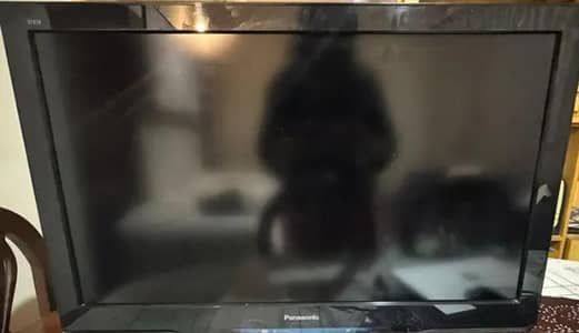 Title: Panasonic LED TV 32 Inch – Excellent Condition
