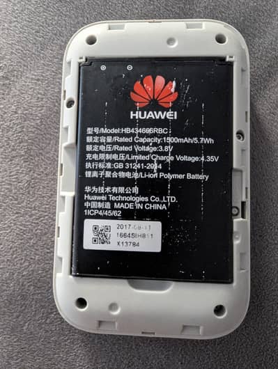 Huawei E5573 pocket WiFi device