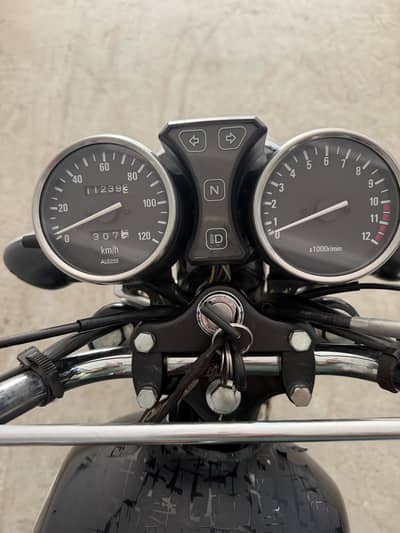 Suzuki GS 150 model 2025 mileage 11,300