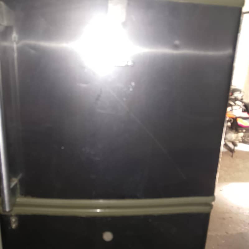 Dawlance Double Door Refrigerator – Excellent Cooling 4