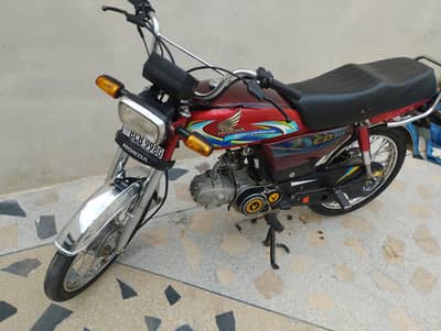 Honda CD 70 2024