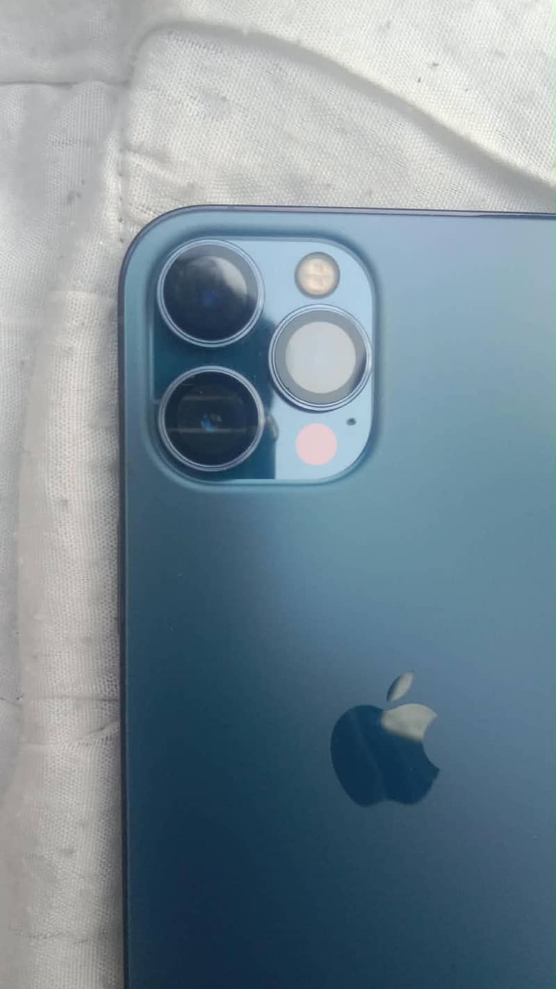 Apple iPhone 12 Pro Max 2