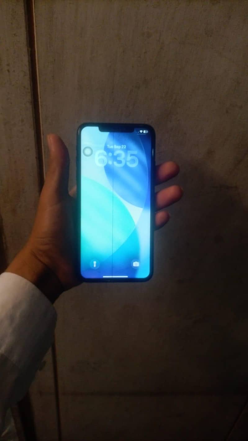 Apple iPhone 11 Pro Max 1