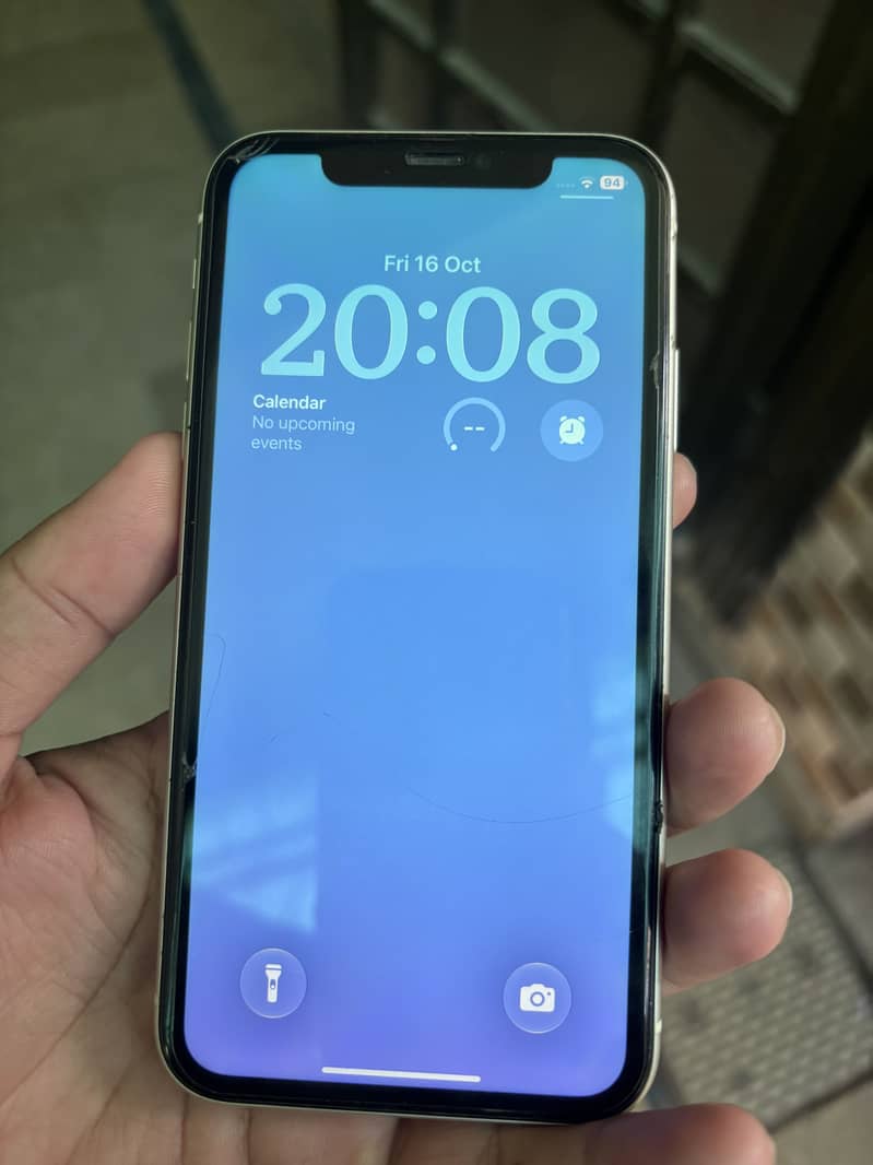 Apple iPhone 11 4