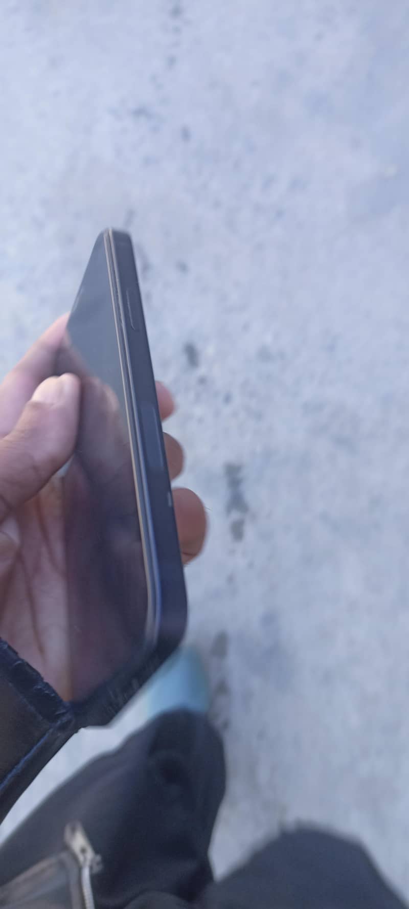 Apple iPhone 12 1