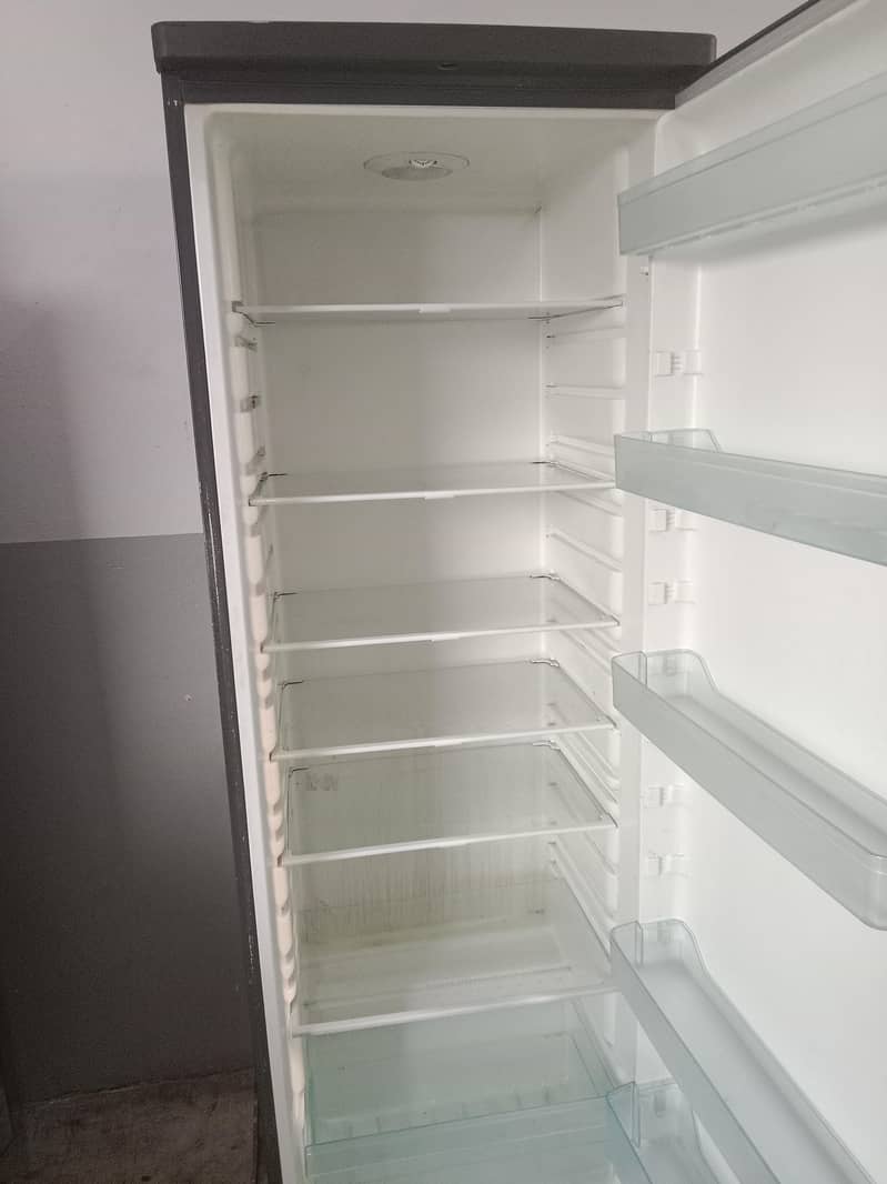 Esquire refrigerator imported 2