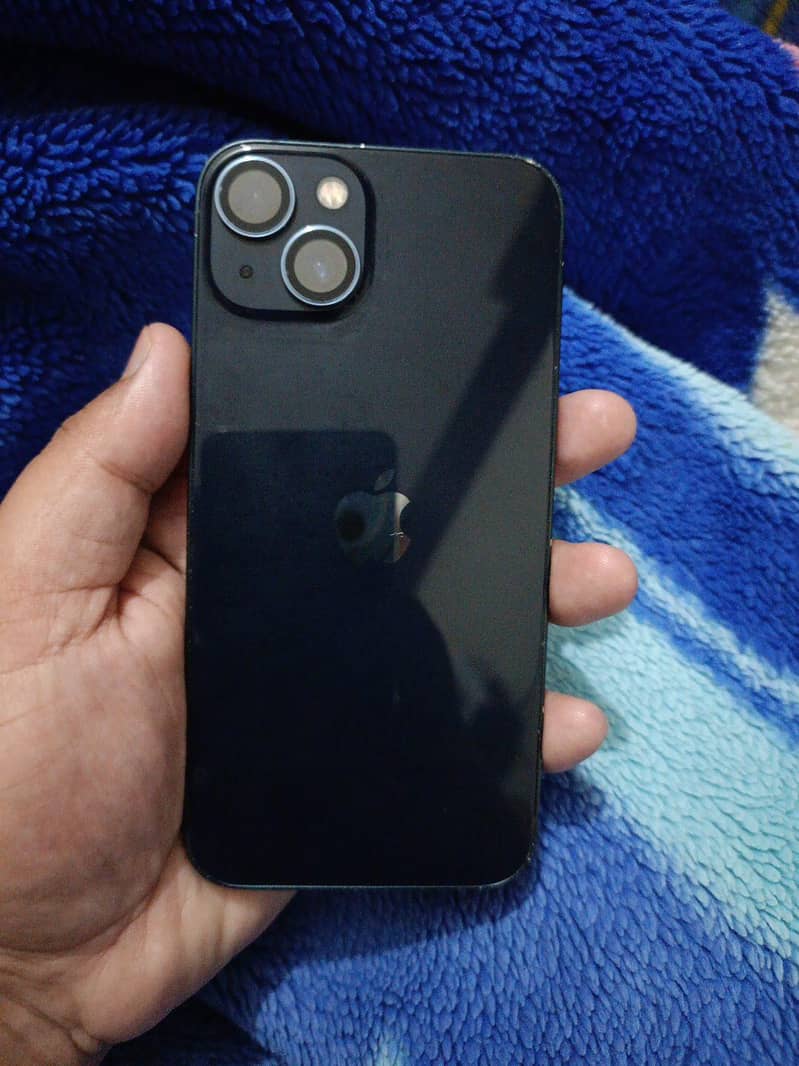 Apple iPhone 13 2