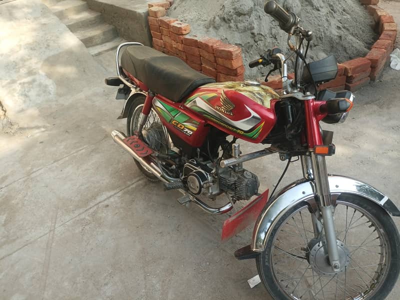 HONDA CD70 1