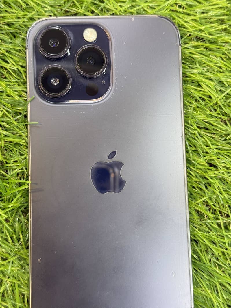 Apple iPhone 14 Pro Max 2