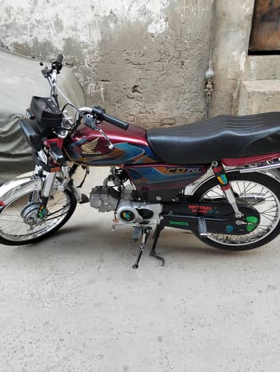 Honda CD 70 Red Colour 2025/26 Model – Excellent Condition