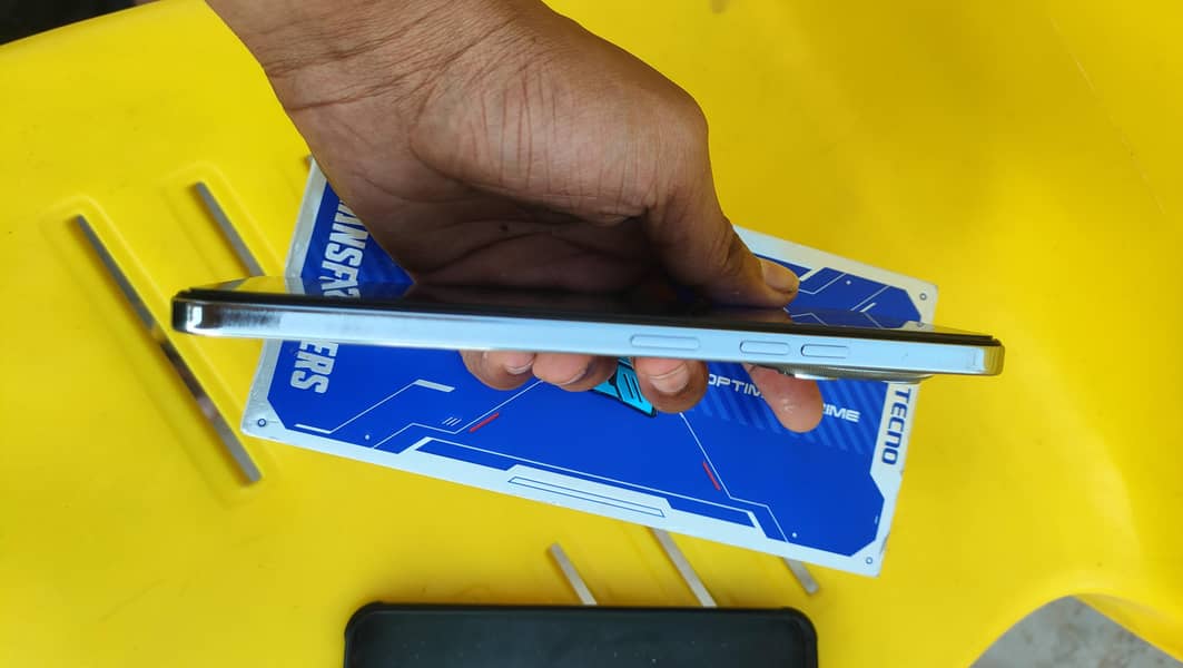 Tecno sprk 30 pro 2