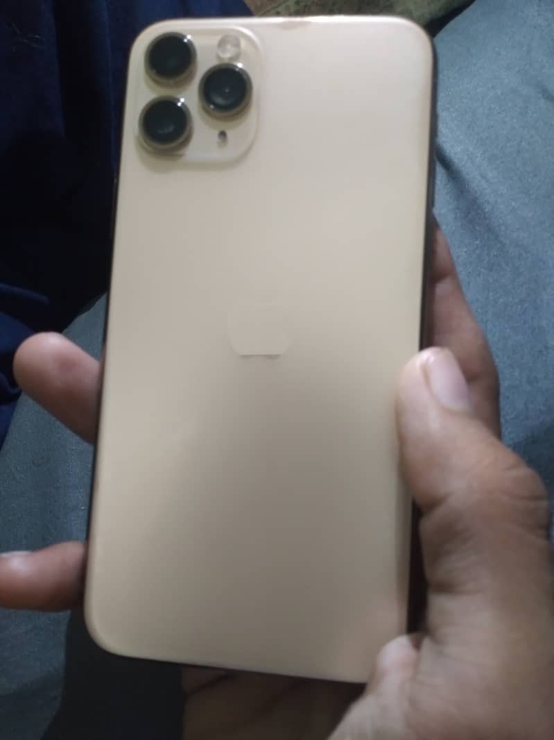 Apple iPhone 11 Pro 2