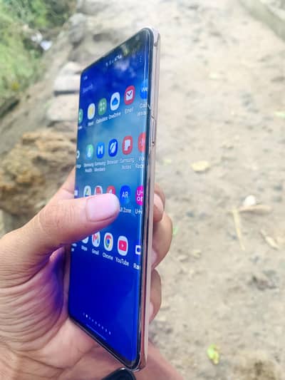 Sumsung s10 5G 8 RAM 256GB