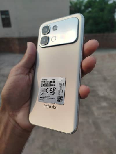 Infinix not edge 5g    only 1.5 month use