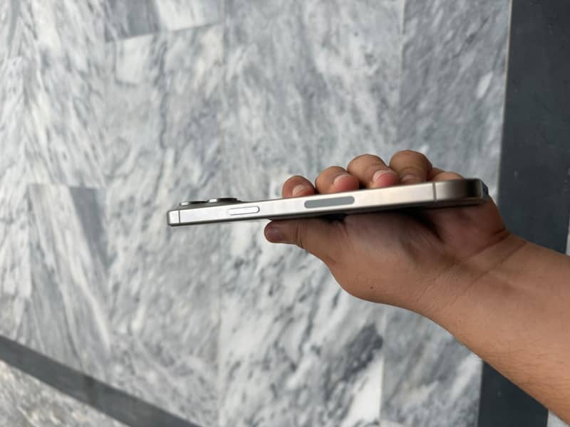 Iphone 15 pro max pta 6