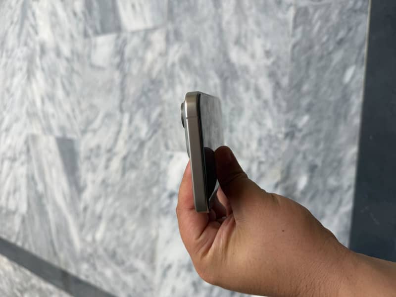 Iphone 15 pro max pta 8