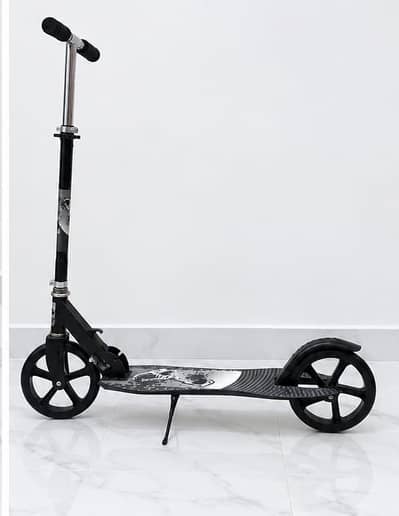 Kickstand scooter