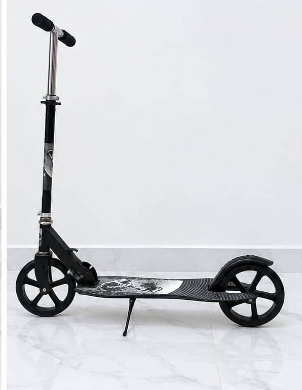 Kickstand scooter 0