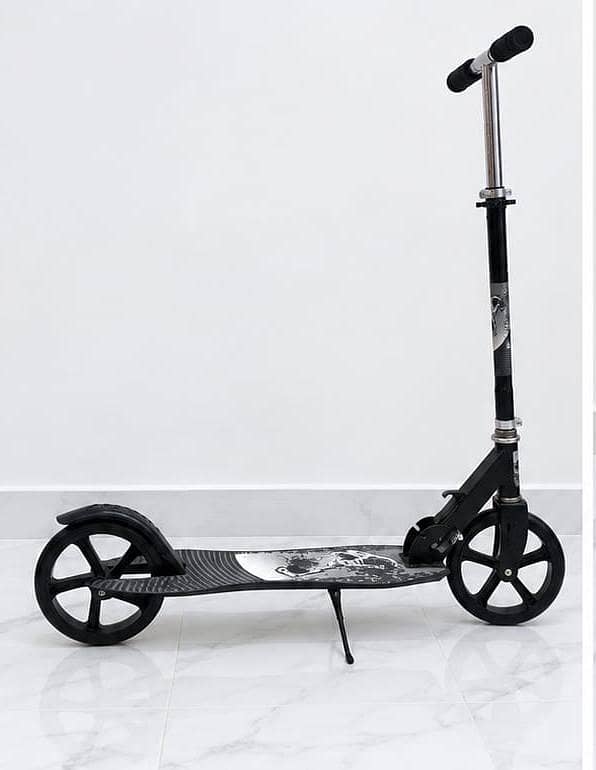 Kickstand scooter 2