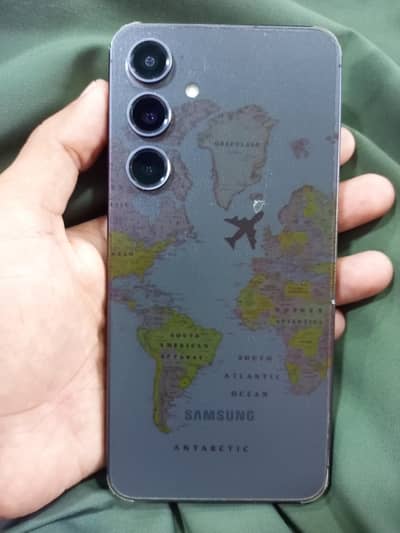 Samsung Mobile S24 fE