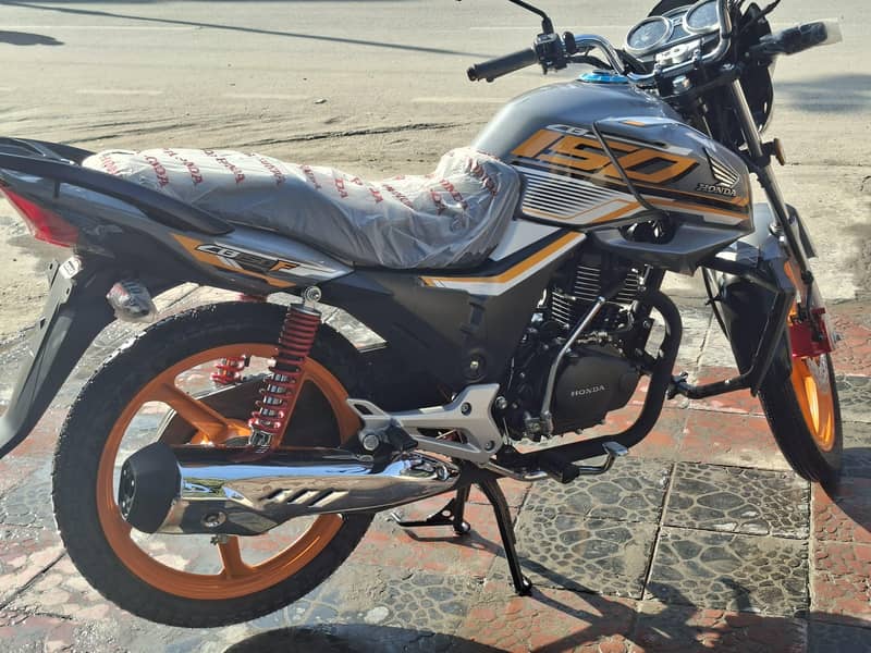 CB 150f 4
