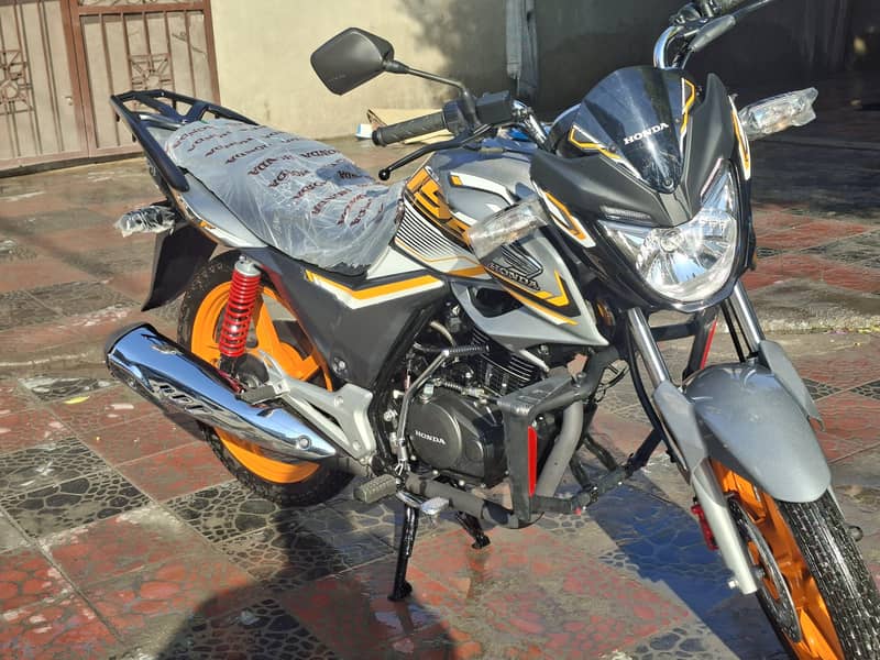 CB 150f 8