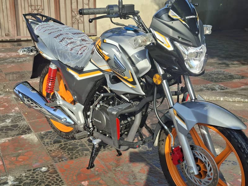 CB 150f 11