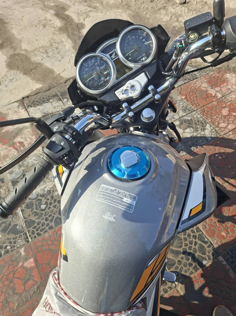 CB 150f 12