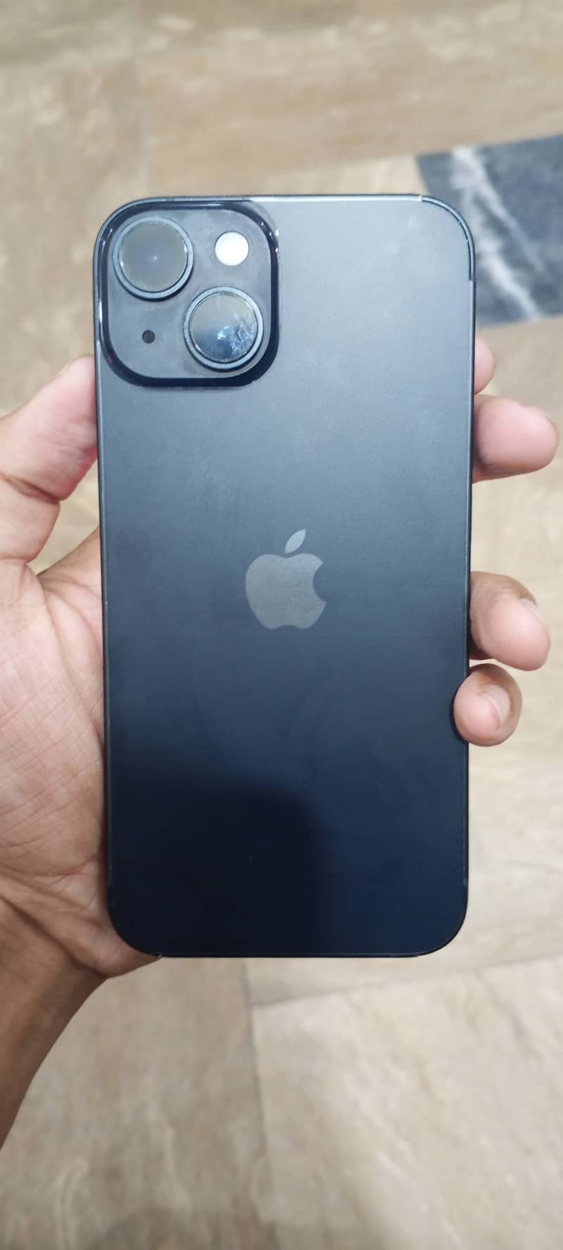 Apple iPhone 14 3