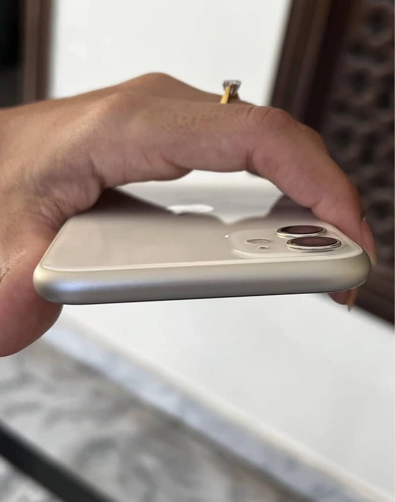 Apple iPhone 11 1