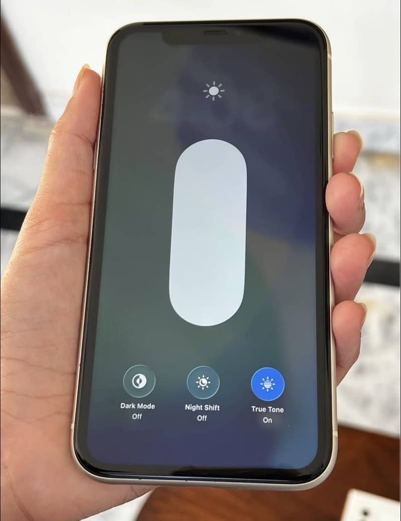 Apple iPhone 11 7